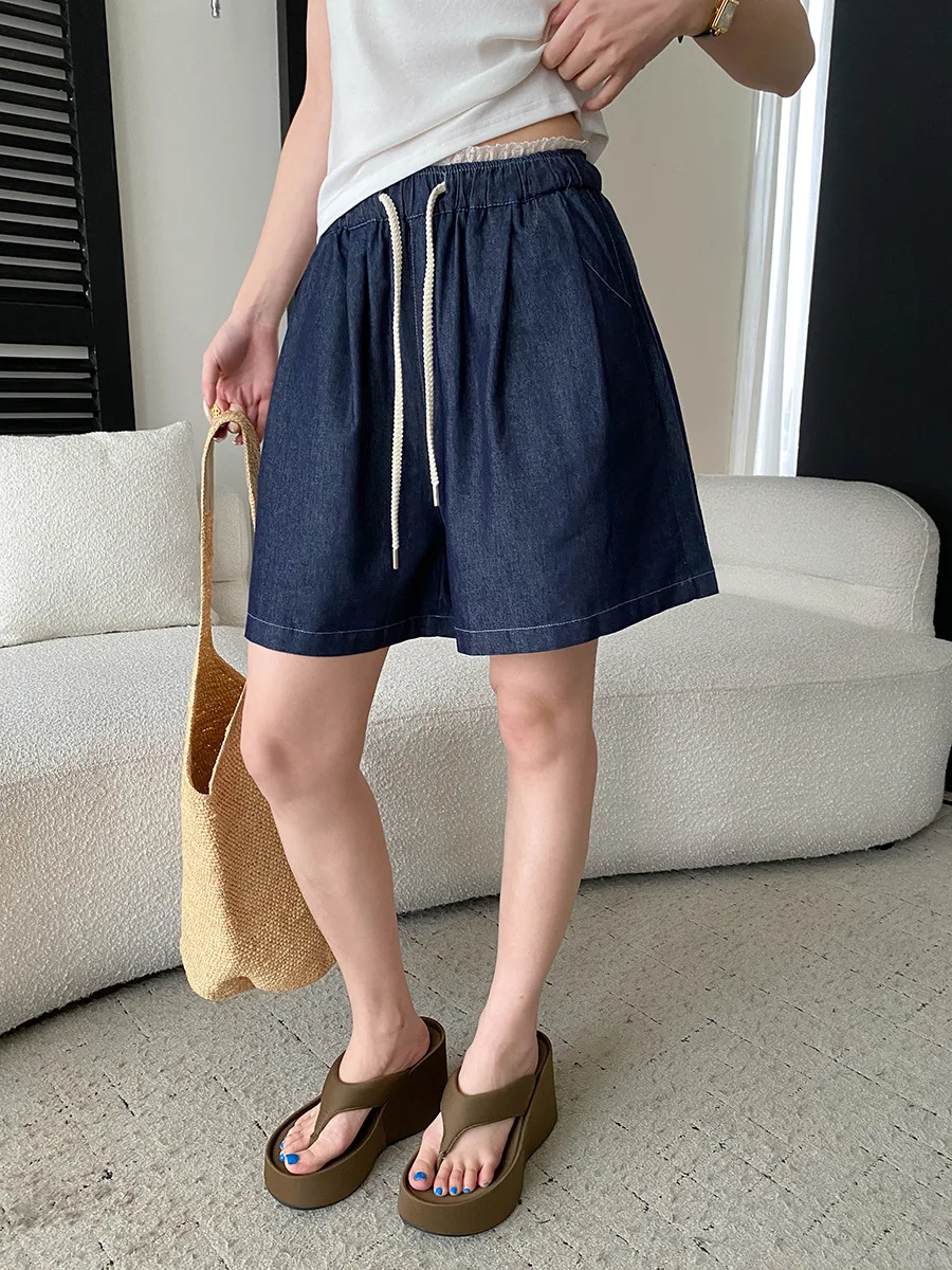 Summer women's casual solid color atmosphere lace patchwork elastic waist loose wide leg denim shorts
Summer women's casual solid color atmosphere lace patchwork elastic waist loose wide leg denim shorts