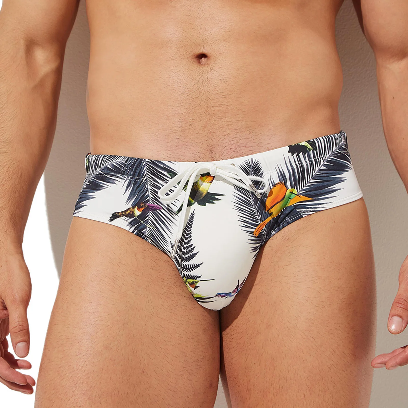 Men Print Bathing Suit Swimming Swimwear Briefs Low Waist Swimsuit with Push Pad Summer Men's Swim Trunks Quick Drying Beachwear
Men Print Bathing Suit Swimming Swimwear Briefs Low Waist Swimsuit with Push Pad Summer Men's Swim Trunks Quick Drying Beachwear
