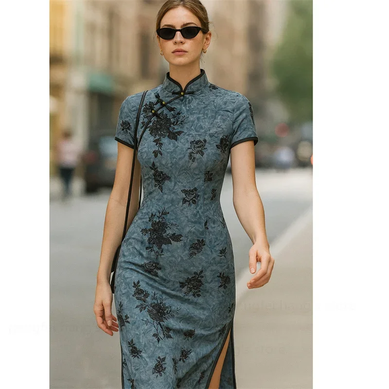 Sexy Velour Cheongsam Elegant Flower Butterfly Qipao Chinese Style Dress Green Tradition Mandarin Collar Qipao Long Vestidos
Sexy Velour Cheongsam Elegant Flower Butterfly Qipao Chinese Style Dress Green Tradition Mandarin Collar Qipao Long Vestidos