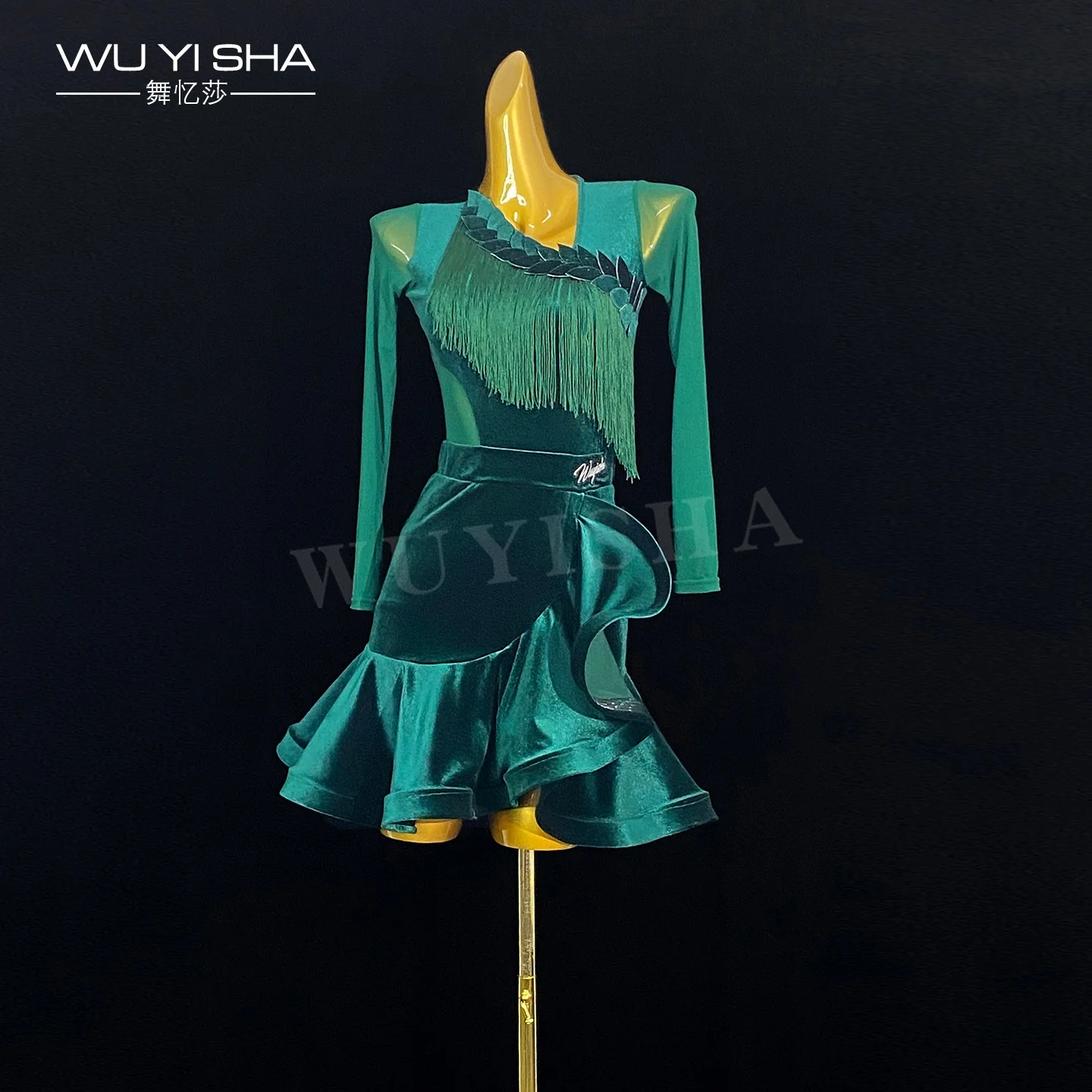 Wuyisha High-End New Latin Dance Costumes for Women and Girls Latin Dance Performance Competition Costumes Lx01
Wuyisha High-End New Latin Dance Costumes for Women and Girls Latin Dance Performance Competition Costumes Lx01