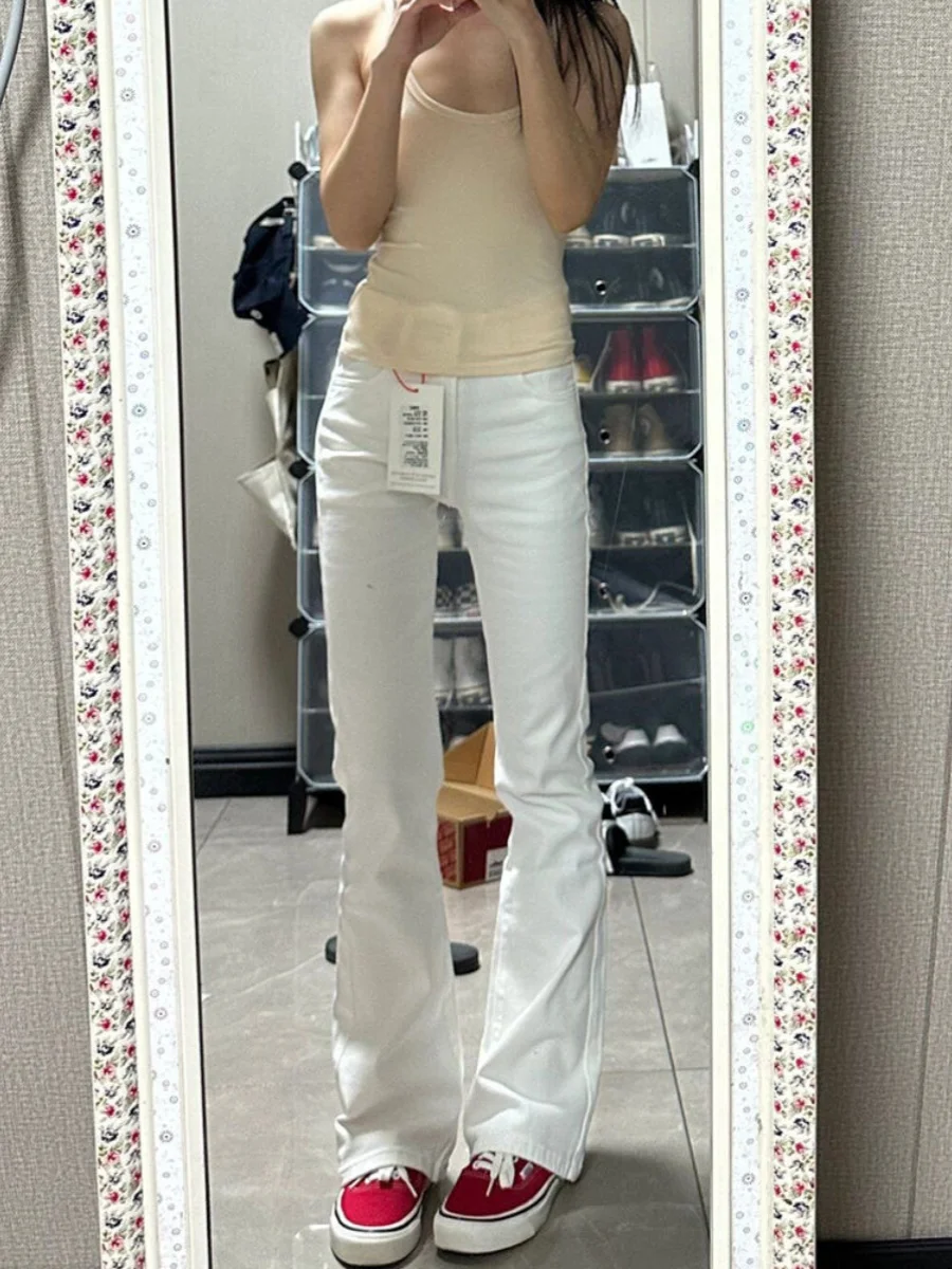 High Waist Slim Fit Micro Flared Denim Jeans Women's Autumn New Style Elastic White Cotton Stretchy Bootcut Pants
High Waist Slim Fit Micro Flared Denim Jeans Women's Autumn New Style Elastic White Cotton Stretchy Bootcut Pants