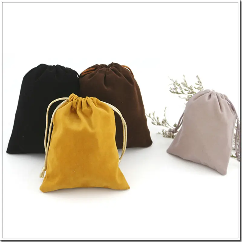 100pcs free shipping drawstring velvet custom gift bags for mobile phone jewelry packaging
100pcs free shipping drawstring velvet custom gift bags for mobile phone jewelry packaging