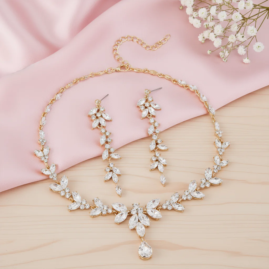 3pcs Elegant Vintage Jewelry Set for Women Golden Droplet Style Necklace Shiny Crystal Choker Bridal Wedding Earrings Party
3pcs Elegant Vintage Jewelry Set for Women Golden Droplet Style Necklace Shiny Crystal Choker Bridal Wedding Earrings Party