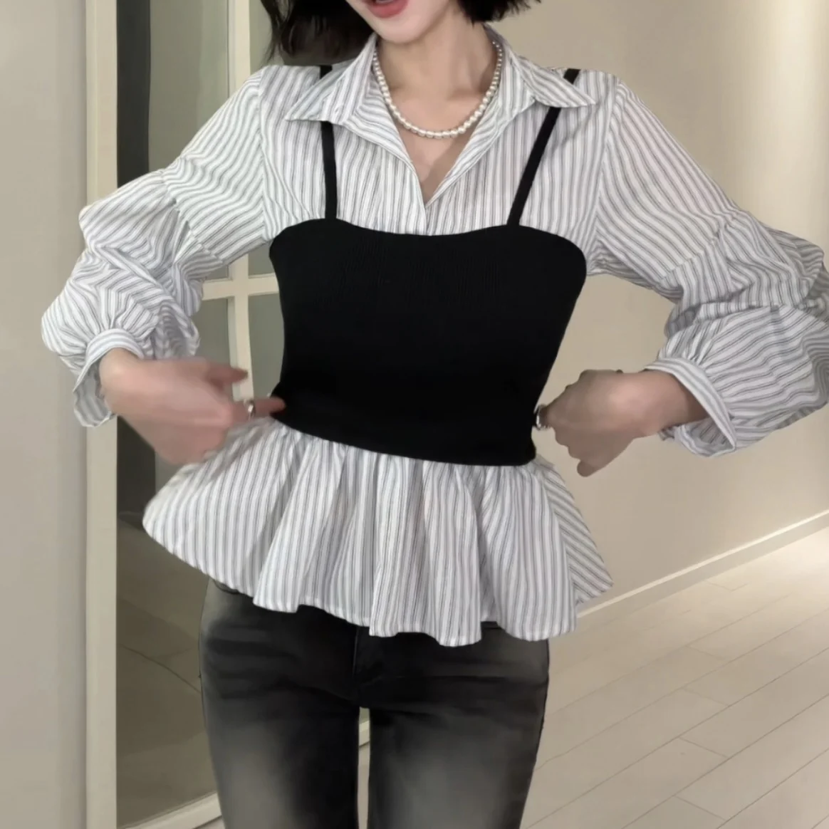 2026 Spring Summer Korean Sle Breakfast hine Women's Long Sve Striped irt Slimming Versatile Top Fake Two-Piece
2026 Spring Summer Korean Sle Breakfast hine Women's Long Sve Striped irt Slimming Versatile Top Fake Two-Piece