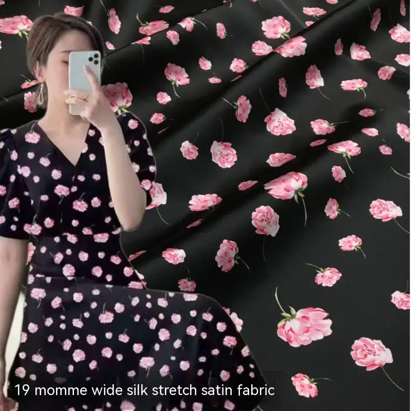 High Quality Silk Fabric 19 Mm Elastic Satin Black Background Pink Rose Pattern Printed Dress Fabric Clothing Summer Meter
High Quality Silk Fabric 19 Mm Elastic Satin Black Background Pink Rose Pattern Printed Dress Fabric Clothing Summer Meter