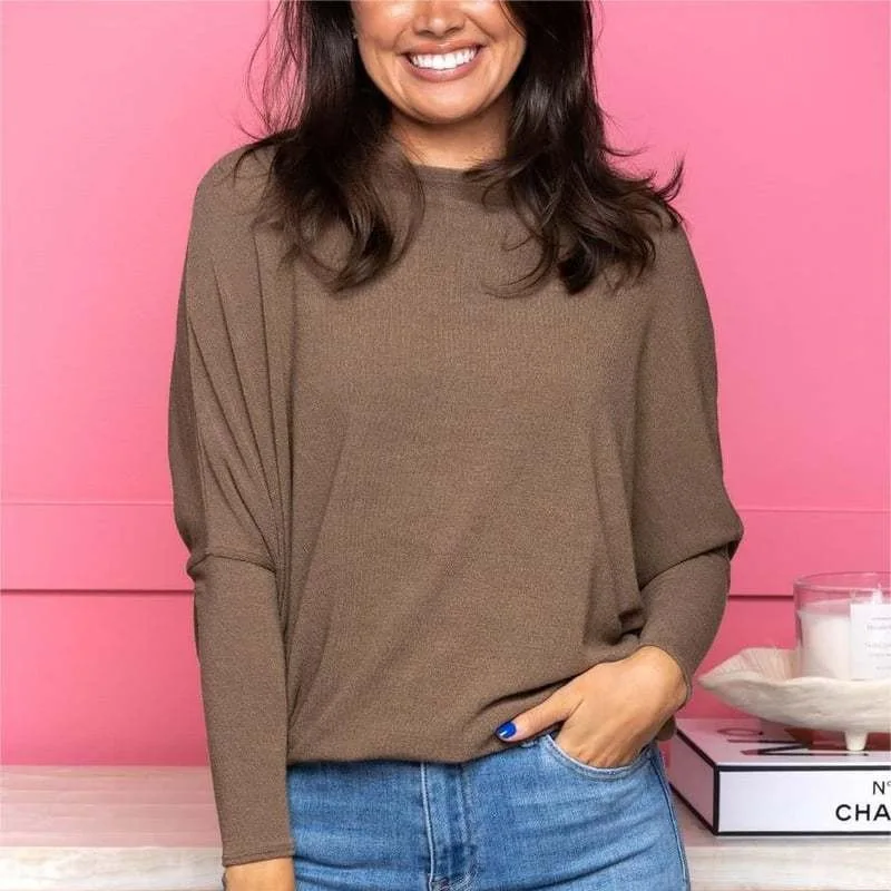 2025 New Women's Large Size Long-sleeved T-shirt O-neck Bat-sleeved Stretch Knitted Sweater Fashion Casual Street Basic Top
2025 New Women's Large Size Long-sleeved T-shirt O-neck Bat-sleeved Stretch Knitted Sweater Fashion Casual Street Basic Top