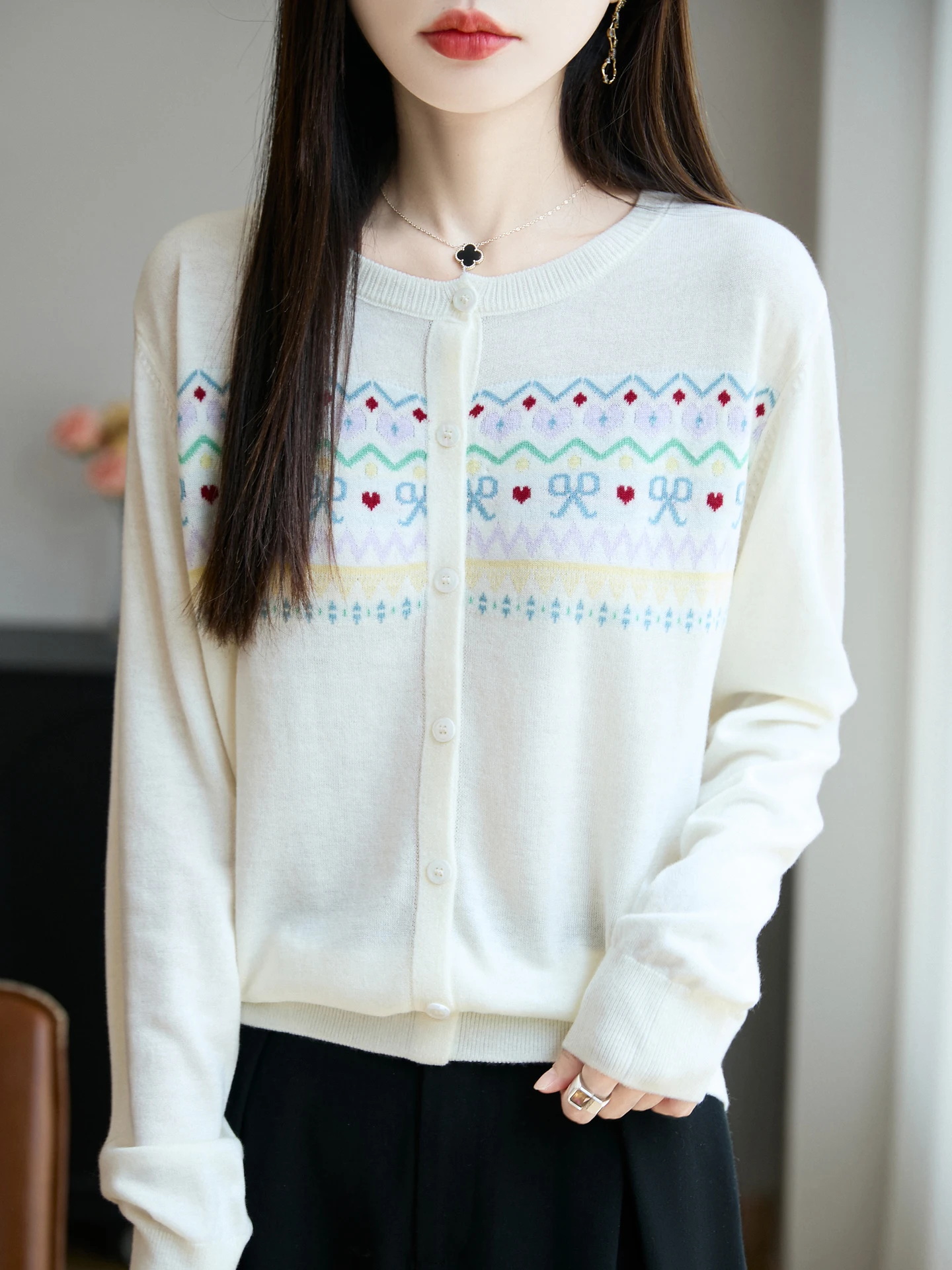 New Wool Sweater Cardigan O-Neck Jacquard Long Sleeve Pullover Women's Autumn Winter Knitwear Top Leisure Exquisite Coat Fashion
New Wool Sweater Cardigan O-Neck Jacquard Long Sleeve Pullover Women's Autumn Winter Knitwear Top Leisure Exquisite Coat Fashion