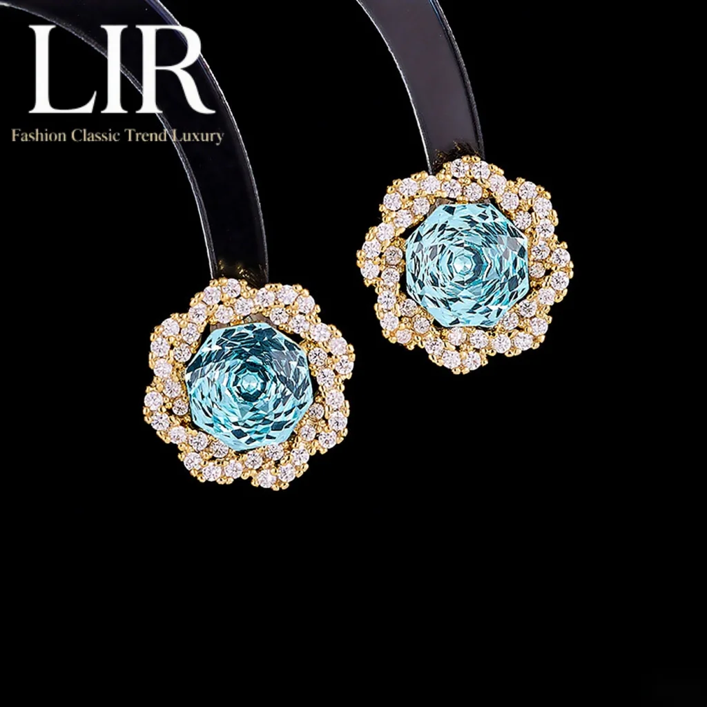 Серьги LIR Camellia: циркон AAA с ледяным цветком, очаровательный синий/фиолетовый, элегантные женские украшения, стильный аксессуар
Серьги LIR Camellia: циркон AAA с ледяным цветком, очаровательный синий/фиолетовый, элегантные женские украшения, стильный аксессуар