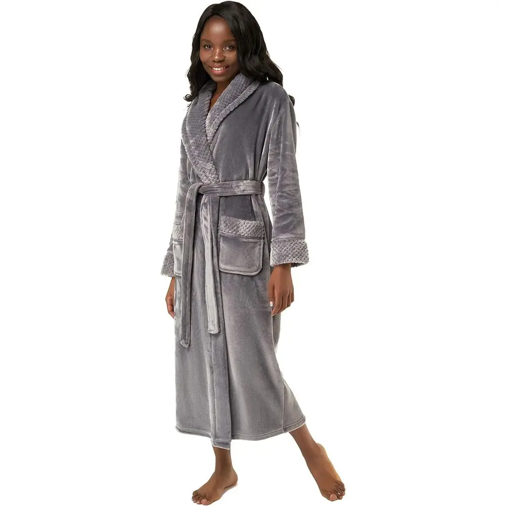 Turquaz Oversize Premium Luxury Ultra Sot Warm Robes or Women Plush leece Bathrobe or Women with and Spacious kets
Turquaz Oversize Premium Luxury Ultra Sot Warm Robes or Women Plush leece Bathrobe or Women with and Spacious kets