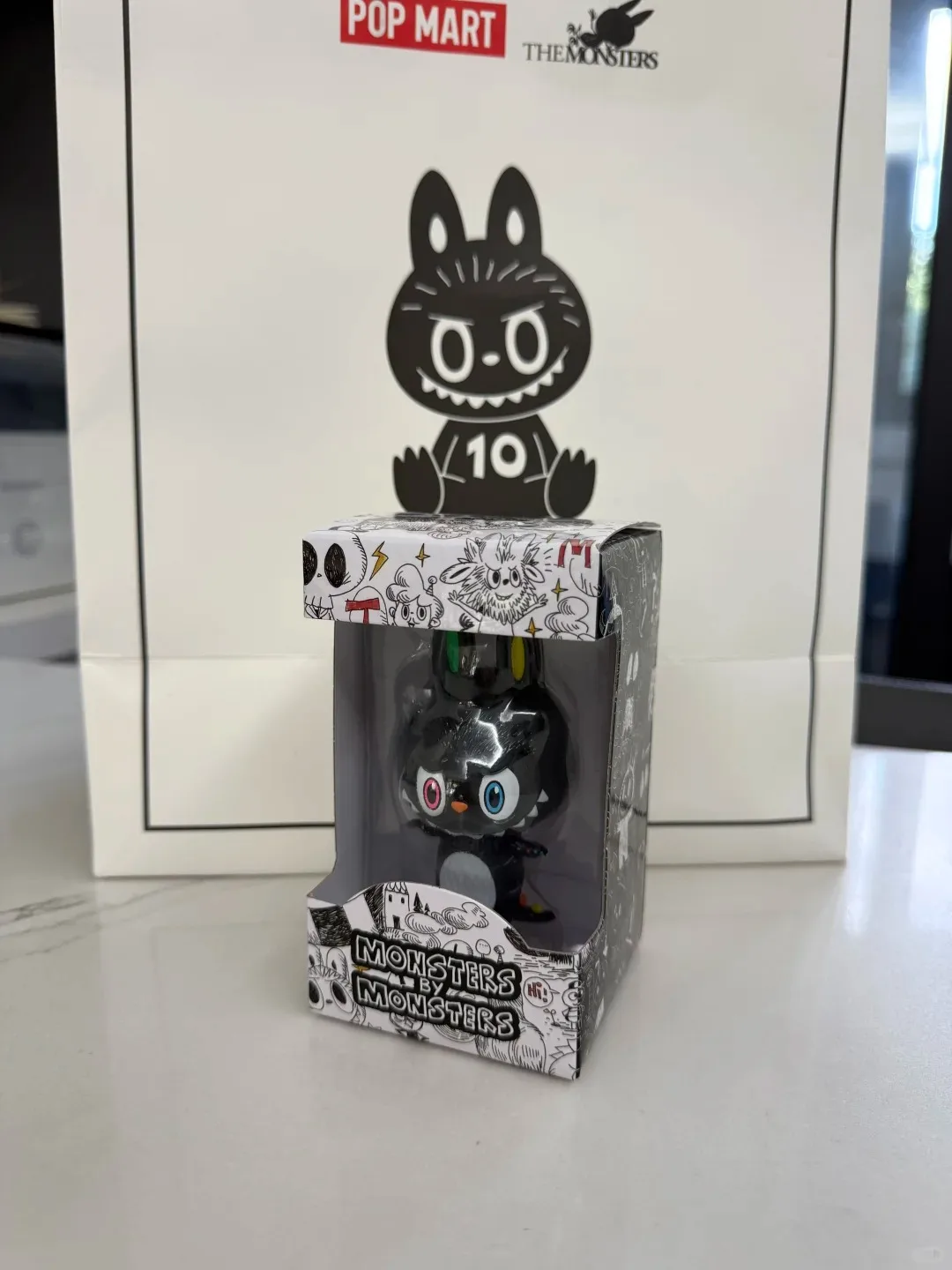 POPMART Authentic Labubu 10th Anniversary Limited Edition and Mini ZIMOMO Ton 10cm Height Toy Adorable Collection Gift in Stock
POPMART Authentic Labubu 10th Anniversary Limited Edition and Mini ZIMOMO Ton 10cm Height Toy Adorable Collection Gift in Stock