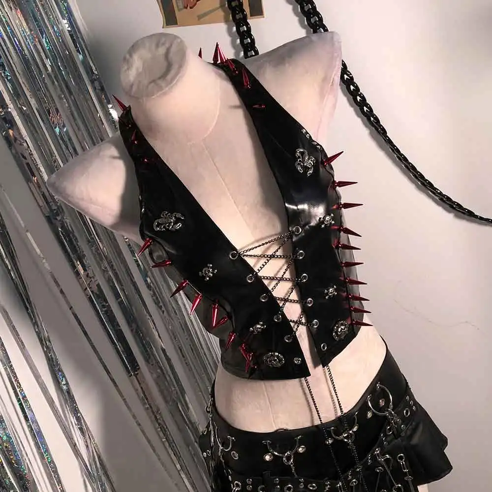 90s Gothic Tank Punk Rock Emo Goth Grunge Y2K TOPS Kawaii DIY Harajuku Eco Teen Spike Studded Rivet E-Girls Hip Hop Skull
90s Gothic Tank Punk Rock Emo Goth Grunge Y2K TOPS Kawaii DIY Harajuku Eco Teen Spike Studded Rivet E-Girls Hip Hop Skull