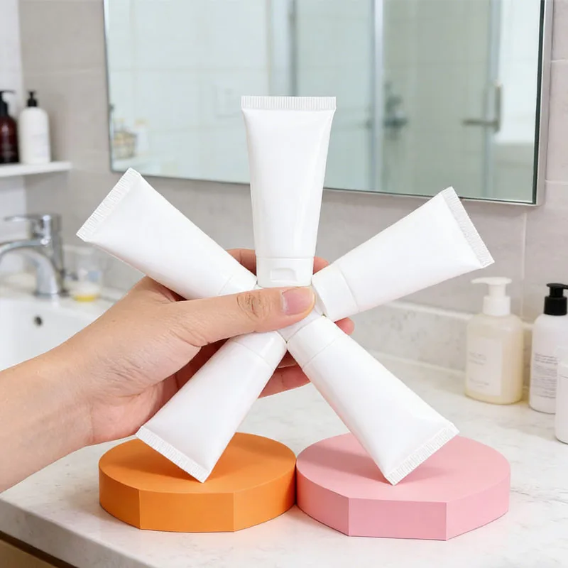 50 шт. белых пластиковых косметических мягких тюбиков объемом 10/15/30/50/100 мл, портативные дорожные флаконы для образцов, герметичные контейнеры для хранения косметики
50 шт. белых пластиковых косметических мягких тюбиков объемом 10/15/30/50/100 мл, портативные дорожные флаконы для образцов, герметичные контейнеры для хранения косметики