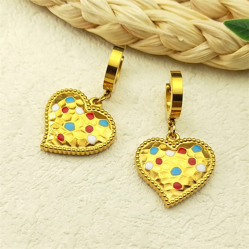 Vintage Colorful Enamel Love Heart Hoop Earrings Women Men Stainless Steel Gold Color Aesthetic Drop Earring Party Jewelry Gift
Vintage Colorful Enamel Love Heart Hoop Earrings Women Men Stainless Steel Gold Color Aesthetic Drop Earring Party Jewelry Gift