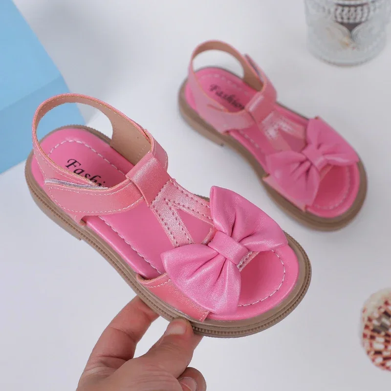 2024 Toddler Girl Shoes Bow Korean Style Soft Summer New Simple Girls Sandals Platform Non-slip Open-toe Kids Shoes Hook & Loop
2024 Toddler Girl Shoes Bow Korean Style Soft Summer New Simple Girls Sandals Platform Non-slip Open-toe Kids Shoes Hook & Loop