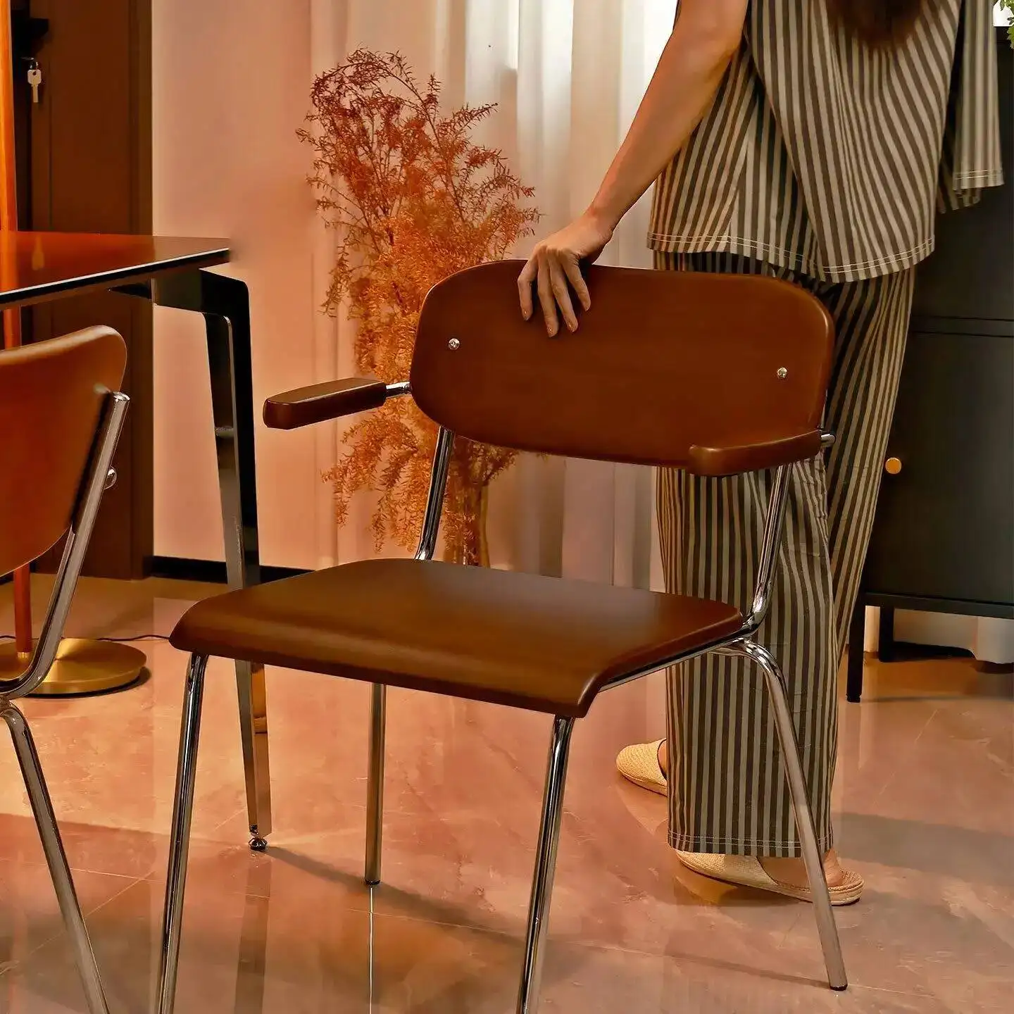 Make Office Aluminum Kitchen Bar Bar Chairs Chaise Accent Stools Reception Desks Up Counter De Minimalist Bar Salon Furniture
Make Office Aluminum Kitchen Bar Bar Chairs Chaise Accent Stools Reception Desks Up Counter De Minimalist Bar Salon Furniture