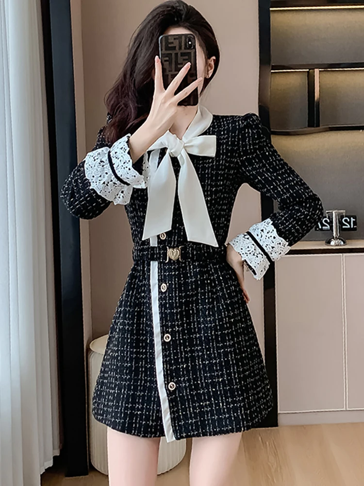 Women Korean Fashion Elegant Bodycon Short Dress Autumn Black Plaid Tweed Bow Collar Dress 2025 Korean Vintage Hepburn Vestidos
Women Korean Fashion Elegant Bodycon Short Dress Autumn Black Plaid Tweed Bow Collar Dress 2025 Korean Vintage Hepburn Vestidos