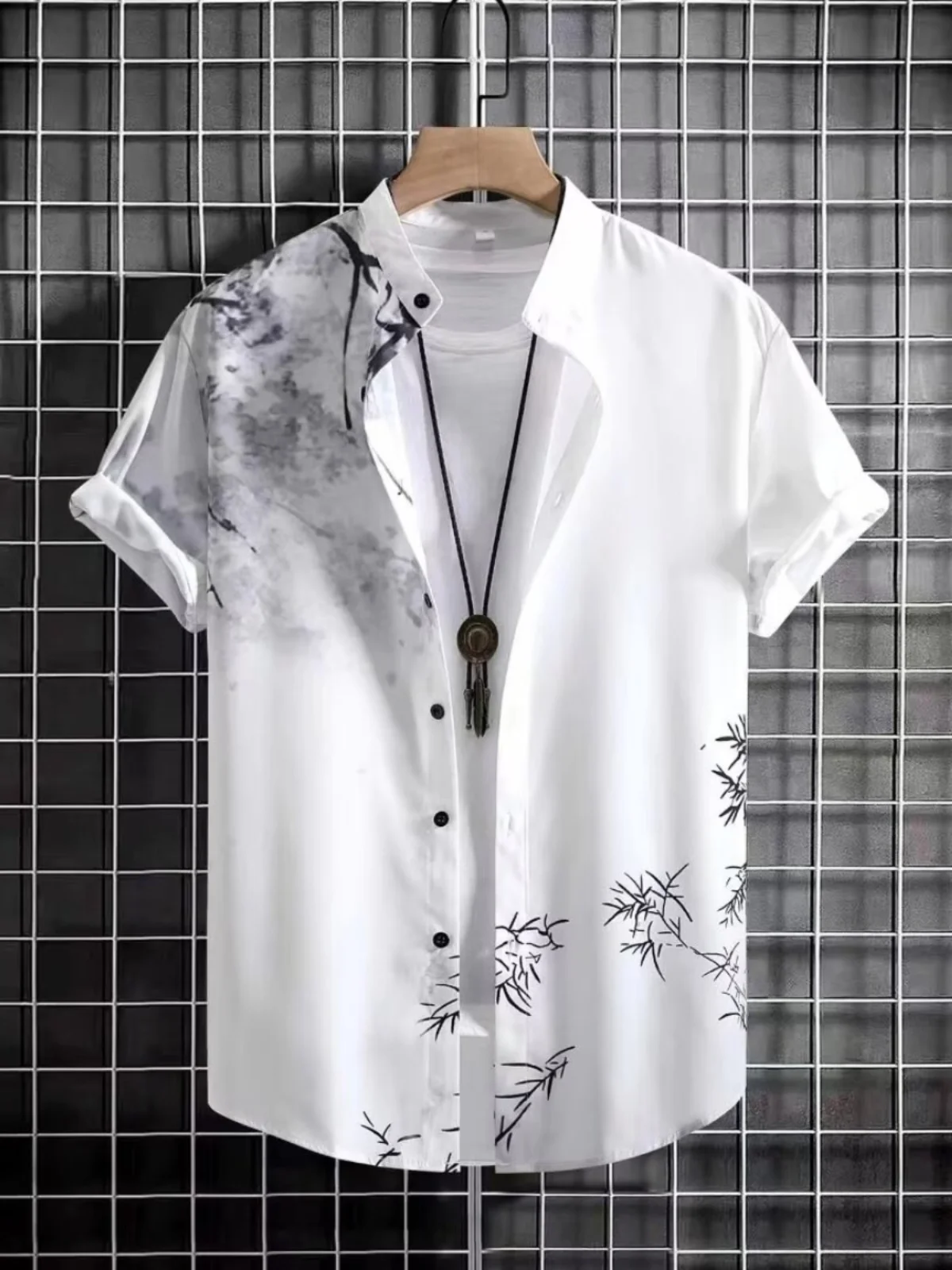 New Chinese Style Men's Short Sleeve Shirt Summer Ice Silk Printed Bamboo Leaf Pattern Stand Collar Fashionable Cool Shirt
New Chinese Style Men's Short Sleeve Shirt Summer Ice Silk Printed Bamboo Leaf Pattern Stand Collar Fashionable Cool Shirt