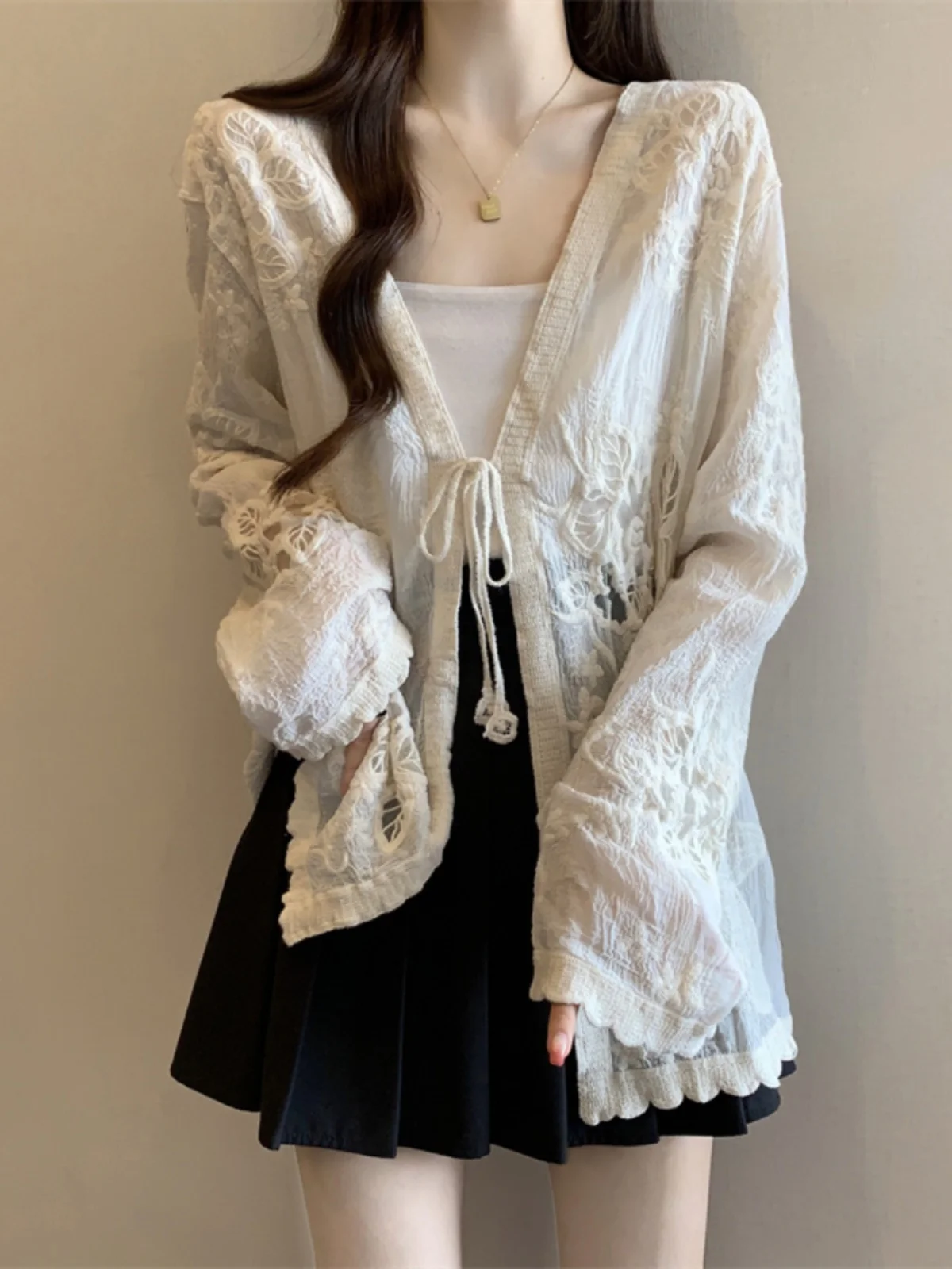 Women's Knitted V-Neck Open Cardigan Summer New Style Large Size Fat MM Hollow out Flower Hook Design Long Sleeve Top
Women's Knitted V-Neck Open Cardigan Summer New Style Large Size Fat MM Hollow out Flower Hook Design Long Sleeve Top