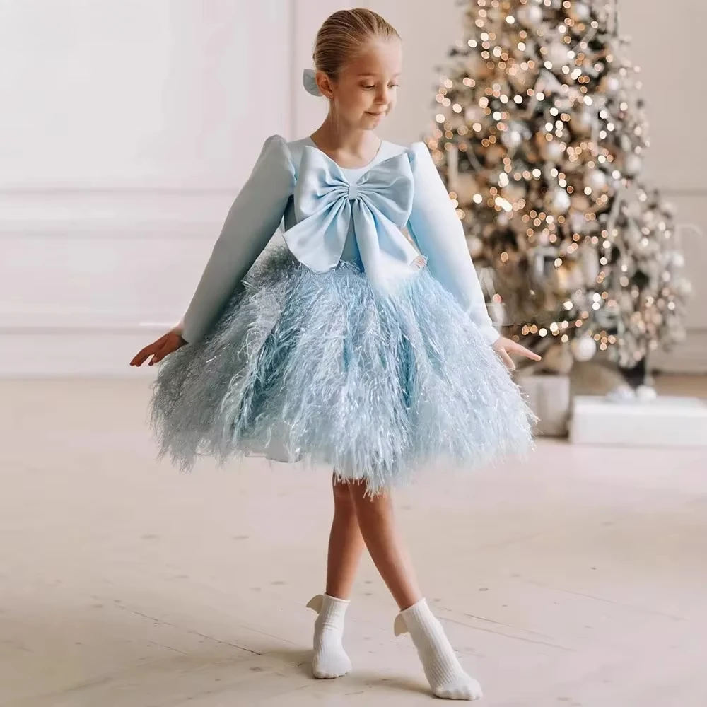 2025 Chic Feather Girls Dress Blue Satin Bow Princess Pageant Gowns Knee Length Flower GirlKids Party Gown Dresses Customized
2025 Chic Feather Girls Dress Blue Satin Bow Princess Pageant Gowns Knee Length Flower GirlKids Party Gown Dresses Customized