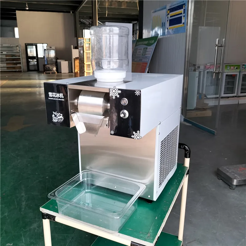 120kg large 220v fast foam food flakes snow ice cream maker indoor and outdoor ice cream
120kg large 220v fast foam food flakes snow ice cream maker indoor and outdoor ice cream