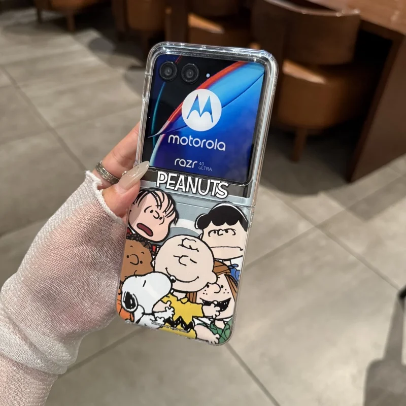 Cartoon Cute Snoopy peanut Charlie Brown Folding Case For Motorola Razr 60 50 40 Ultra Razr60ultra Funny Snoopy Magnetic Stand 
Cartoon Cute Snoopy peanut Charlie Brown Folding Case For Motorola Razr 60 50 40 Ultra Razr60ultra Funny Snoopy Magnetic Stand