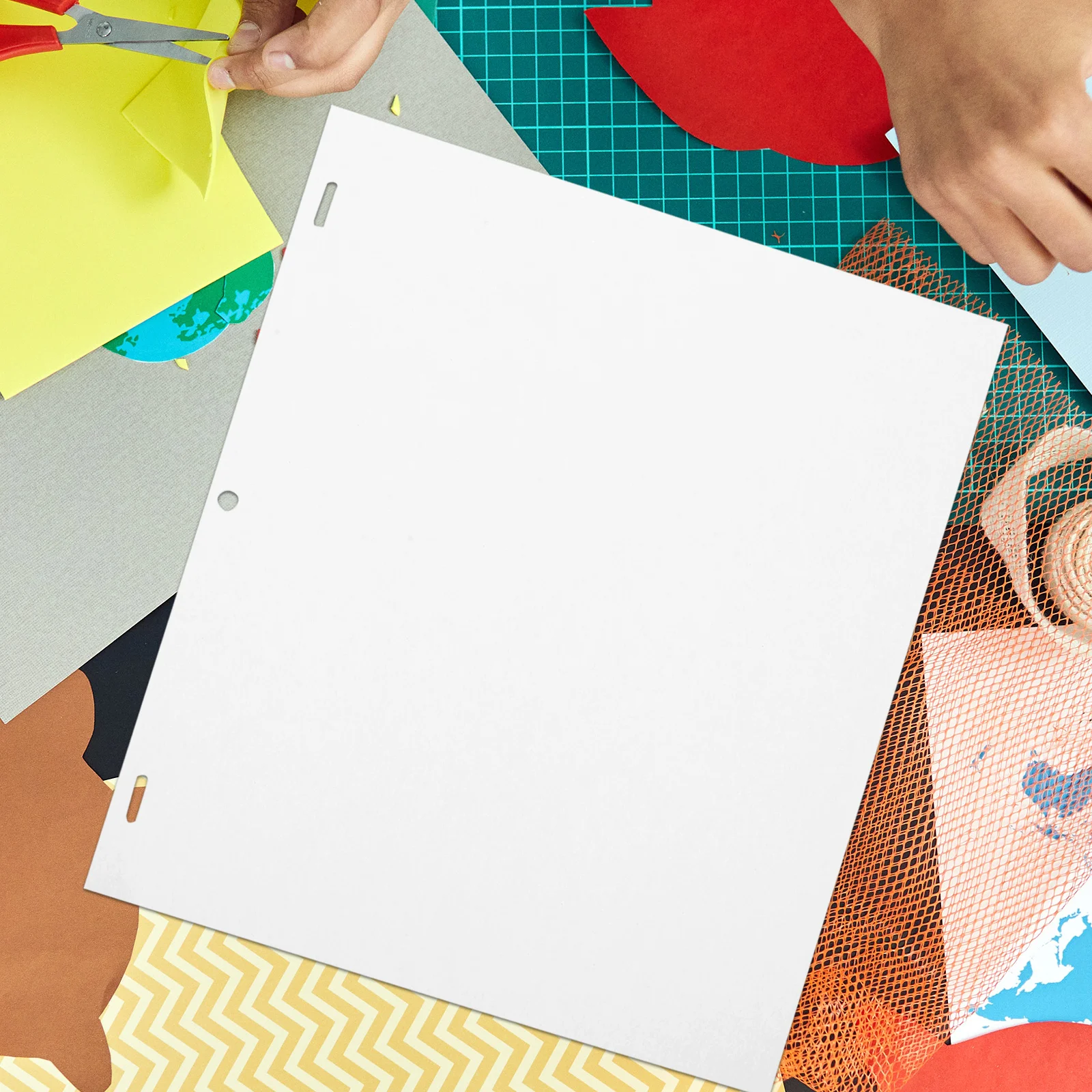 200Pcs Animation Punched Paper White Artist Paper For Adults And Students Drawing Tracing Art Creation Comic Book Paper
200Pcs Animation Punched Paper White Artist Paper For Adults And Students Drawing Tracing Art Creation Comic Book Paper