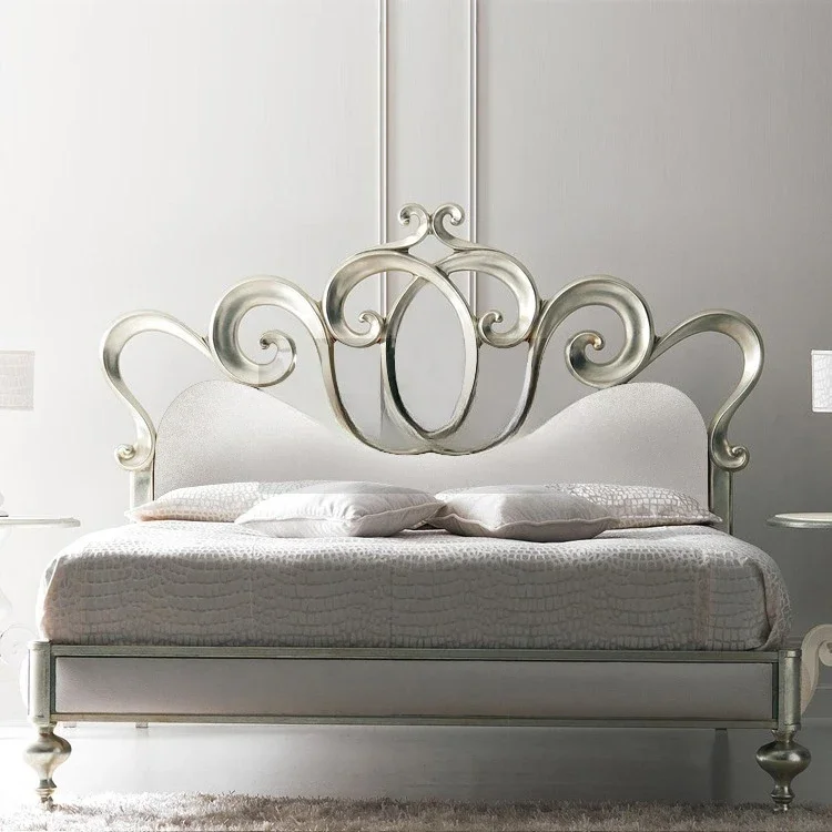 European classical wood carving bed adult princess bedroom solid wood bed
European classical wood carving bed adult princess bedroom solid wood bed