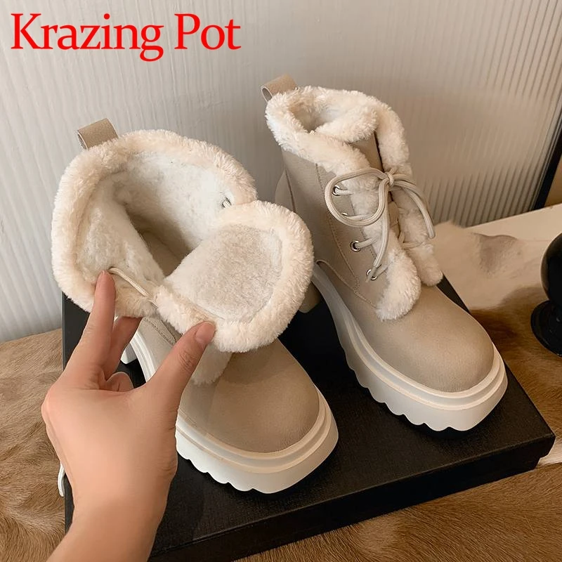 Krazing Pot Cow Split Leather Round Toe Thick High Heels Snow Boots Keep Warm Fur Waterproof Cross-tied Winter Shoes Ankle Boots
Krazing Pot Cow Split Leather Round Toe Thick High Heels Snow Boots Keep Warm Fur Waterproof Cross-tied Winter Shoes Ankle Boots