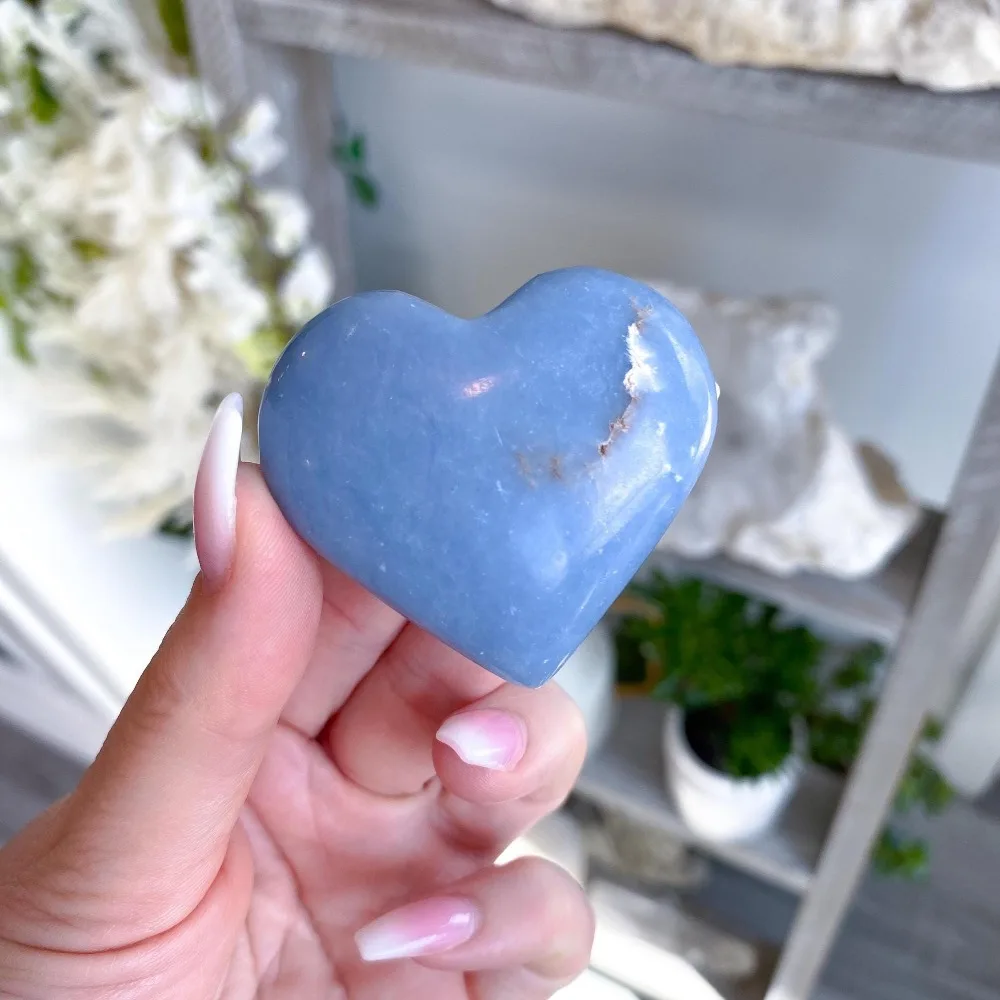Natural Angelite Heart Distinctive High-Quality Rough Blue Angelite Perfect for Sparkling Home Decoration Christmas Easter
Natural Angelite Heart Distinctive High-Quality Rough Blue Angelite Perfect for Sparkling Home Decoration Christmas Easter