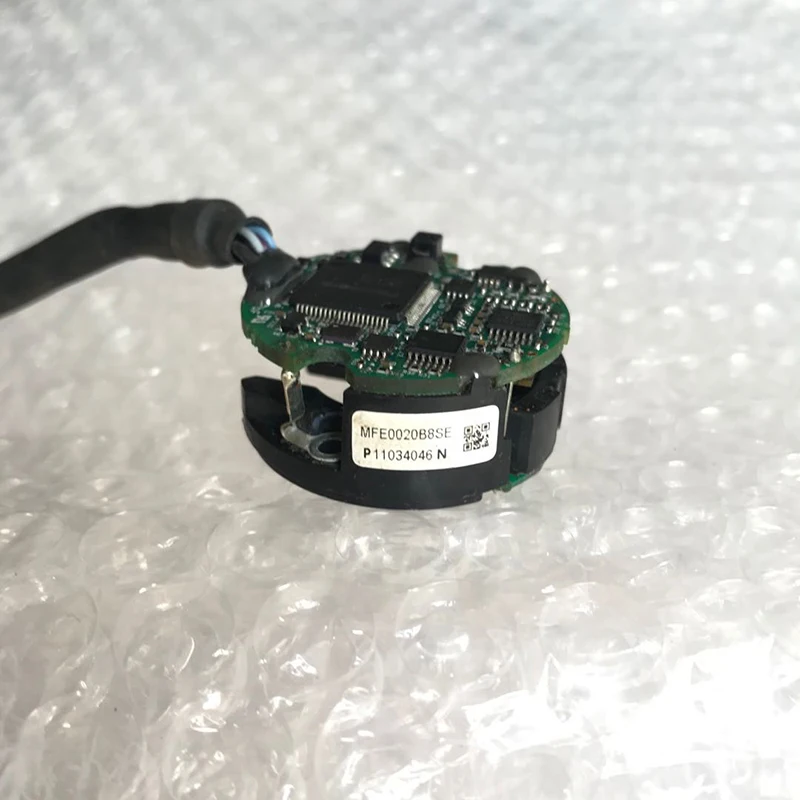 Оригинальный энкодер MFE0020B8SE MFE0020B8SU MFE0020B8SW MFE0020BASC MFE0020BASDA
Оригинальный энкодер MFE0020B8SE MFE0020B8SU MFE0020B8SW MFE0020BASC MFE0020BASDA