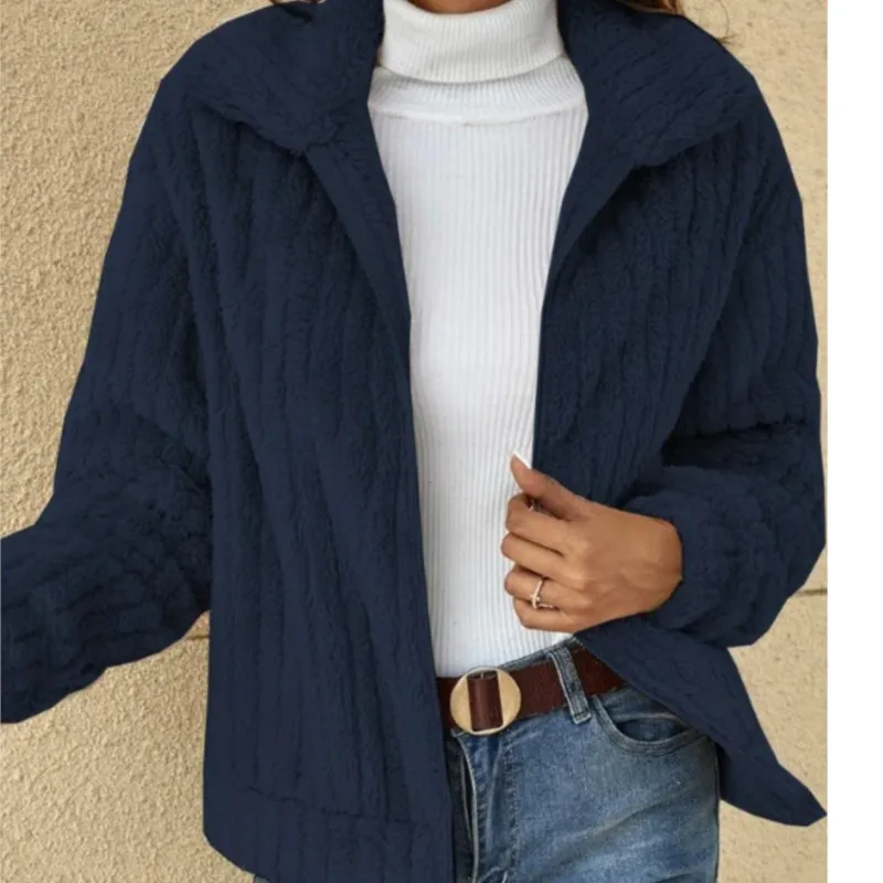 Autumn Winter Women's Warm Furry Jacket Fashionable Solid-color Lapel Long-sleeved Zipper Cardigan Casual Commuting Short Jacket
Autumn Winter Women's Warm Furry Jacket Fashionable Solid-color Lapel Long-sleeved Zipper Cardigan Casual Commuting Short Jacket