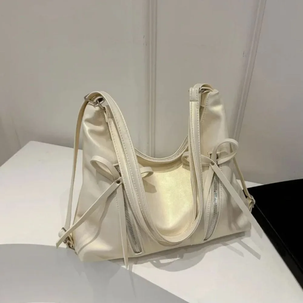Fashion Korean Bows Armpit Bag Versatile Stylish Bow Tote Bag Sweet Large Capacity Women's Handbags Commuting Bag
Fashion Korean Bows Armpit Bag Versatile Stylish Bow Tote Bag Sweet Large Capacity Women's Handbags Commuting Bag