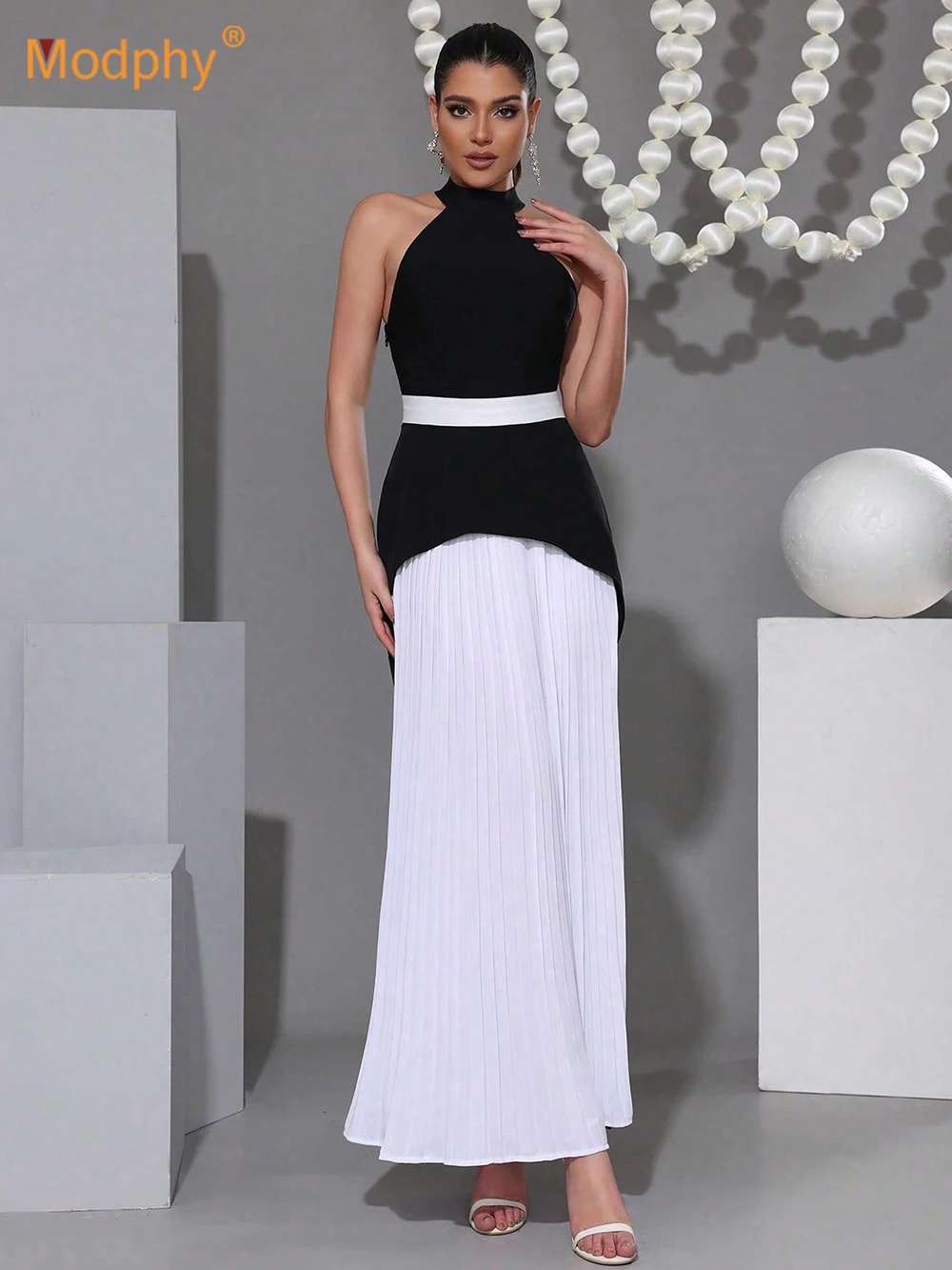 Black And White Contrasting Slim Fit Pleated Dress For Women'S Sleeveless High Waisted Elegant Celebrity Party Holiday Clothing
Black And White Contrasting Slim Fit Pleated Dress For Women'S Sleeveless High Waisted Elegant Celebrity Party Holiday Clothing