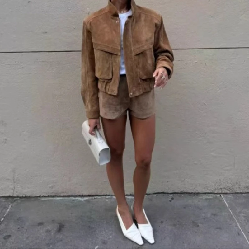 2025 Autumn and Winter Fashion Retro Suede Motorcycle Jacket Jacket Shorts Women's Suit
2025 Autumn and Winter Fashion Retro Suede Motorcycle Jacket Jacket Shorts Women's Suit