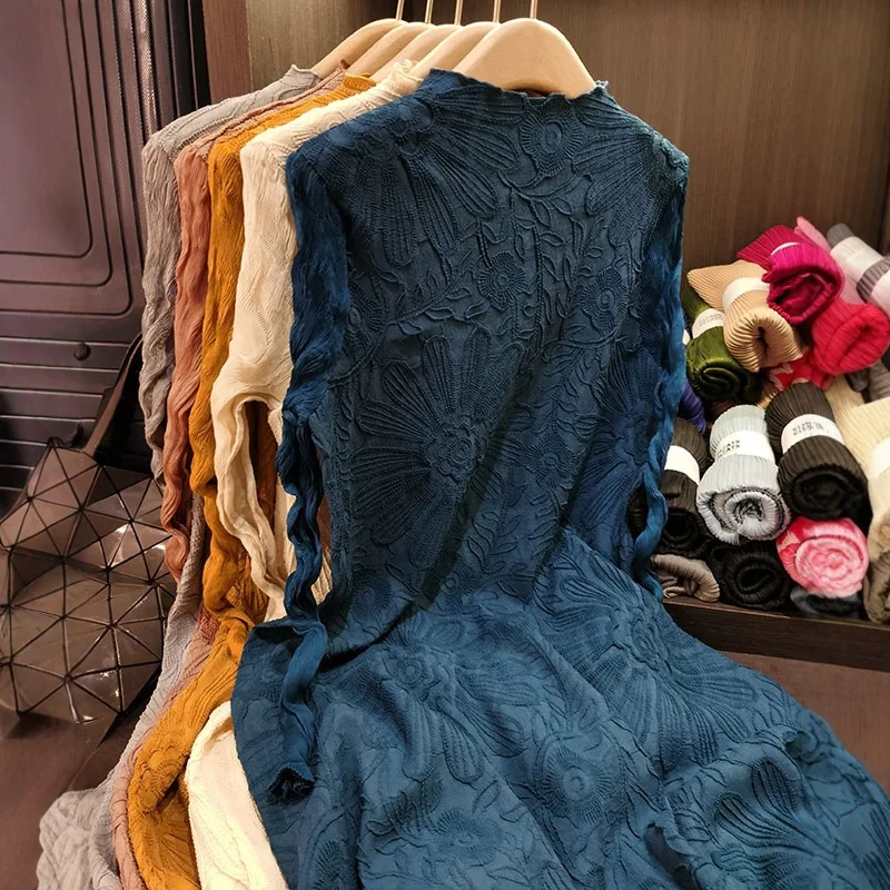 Miyake Embroidery Dress Women 2025 New Pleated Lace Splicing Long-sleeved Thin Mid-length Dress Simple Loose Plus Size Clothing
Miyake Embroidery Dress Women 2025 New Pleated Lace Splicing Long-sleeved Thin Mid-length Dress Simple Loose Plus Size Clothing