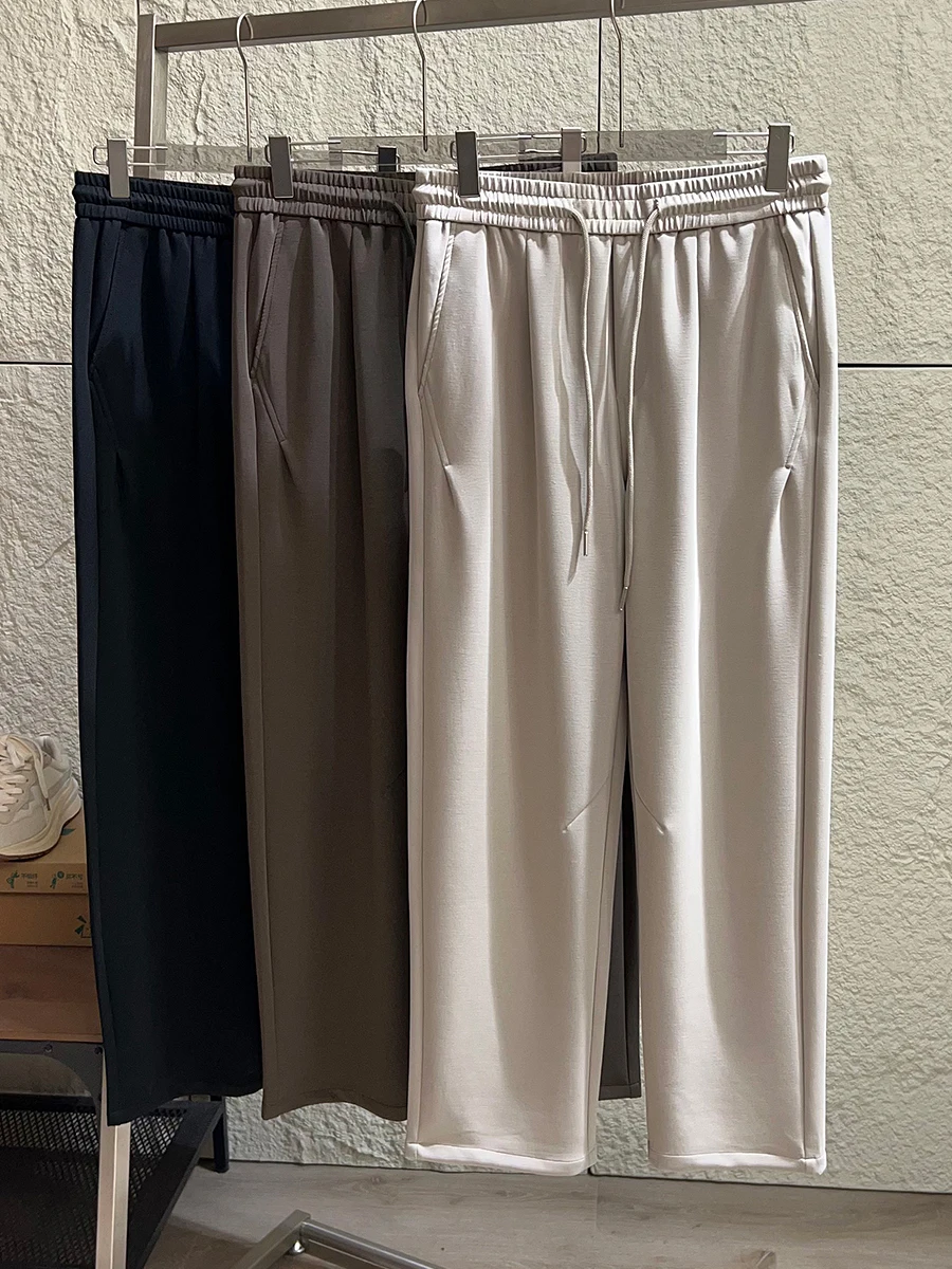 Soft Skin-Friendly Men's Fashionable Straight Leg Casual Pants Elastic Waist Sweatpants Spring Season Comfortable Fit
Soft Skin-Friendly Men's Fashionable Straight Leg Casual Pants Elastic Waist Sweatpants Spring Season Comfortable Fit