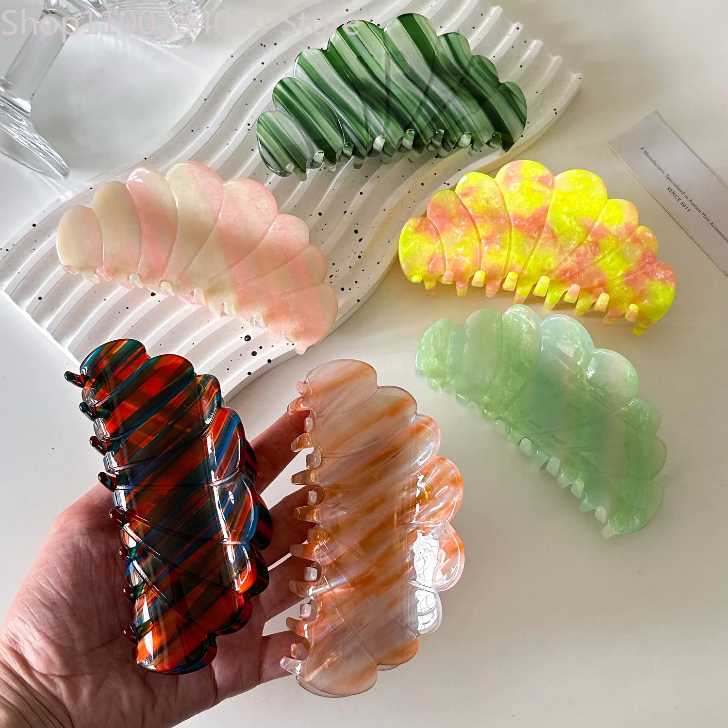 Customized name: Acetic Acid Large Size Dazzling Shell Hair Grasp, Hair Grasp Clip, Shark Clip Hair Accessory
Customized name: Acetic Acid Large Size Dazzling Shell Hair Grasp, Hair Grasp Clip, Shark Clip Hair Accessory