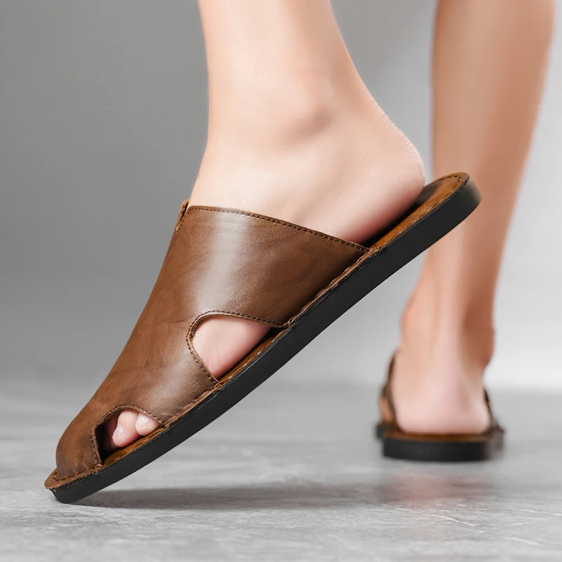 Full Grain Leather Casual Slippers, Wear-resistant Breathable Cow Leather Sandals, Lightweight Non-slip Style For Home Beach Use
Full Grain Leather Casual Slippers, Wear-resistant Breathable Cow Leather Sandals, Lightweight Non-slip Style For Home Beach Use