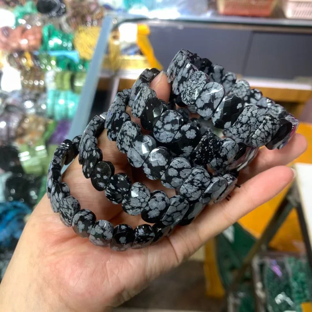 Натуральный натуральный новый браслет из обсидиана со снежинками-очаровательный эластичный браслет с драгоценными камнями, унисекс, оптовая продажа, подарочные принадлежности
Натуральный натуральный новый браслет из обсидиана со снежинками-очаровательный эластичный браслет с драгоценными камнями, унисекс, оптовая продажа, подарочные принадлежности