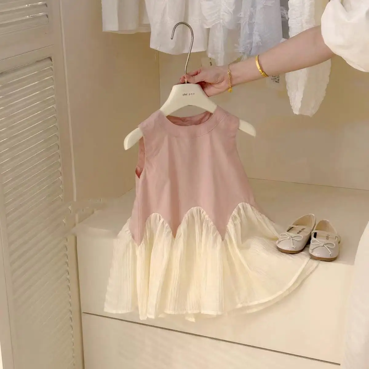 Kids Girls' Summer Dress Princess Dress 2025 New Style Children's Western-style Vest Dress Baby One Year Old Dress 80-140CM
Kids Girls' Summer Dress Princess Dress 2025 New Style Children's Western-style Vest Dress Baby One Year Old Dress 80-140CM