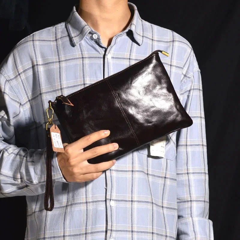 AETOO Clutch Bag Leather vintage pleats design Personality car stitching craft first layer cowhide simple solid color men's clu
AETOO Clutch Bag Leather vintage pleats design Personality car stitching craft first layer cowhide simple solid color men's clu