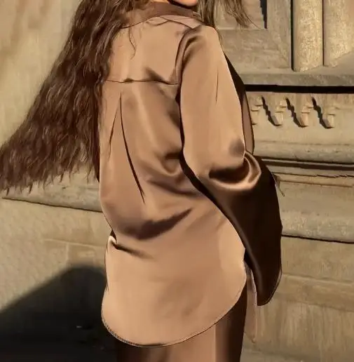 Two Piece Set Women Outfit 2025 Spring Autumn New Turn-Down Collar Satin Strap Horn Sleeve Shirt & Hip Wrapping Long Skirt Set
Two Piece Set Women Outfit 2025 Spring Autumn New Turn-Down Collar Satin Strap Horn Sleeve Shirt & Hip Wrapping Long Skirt Set