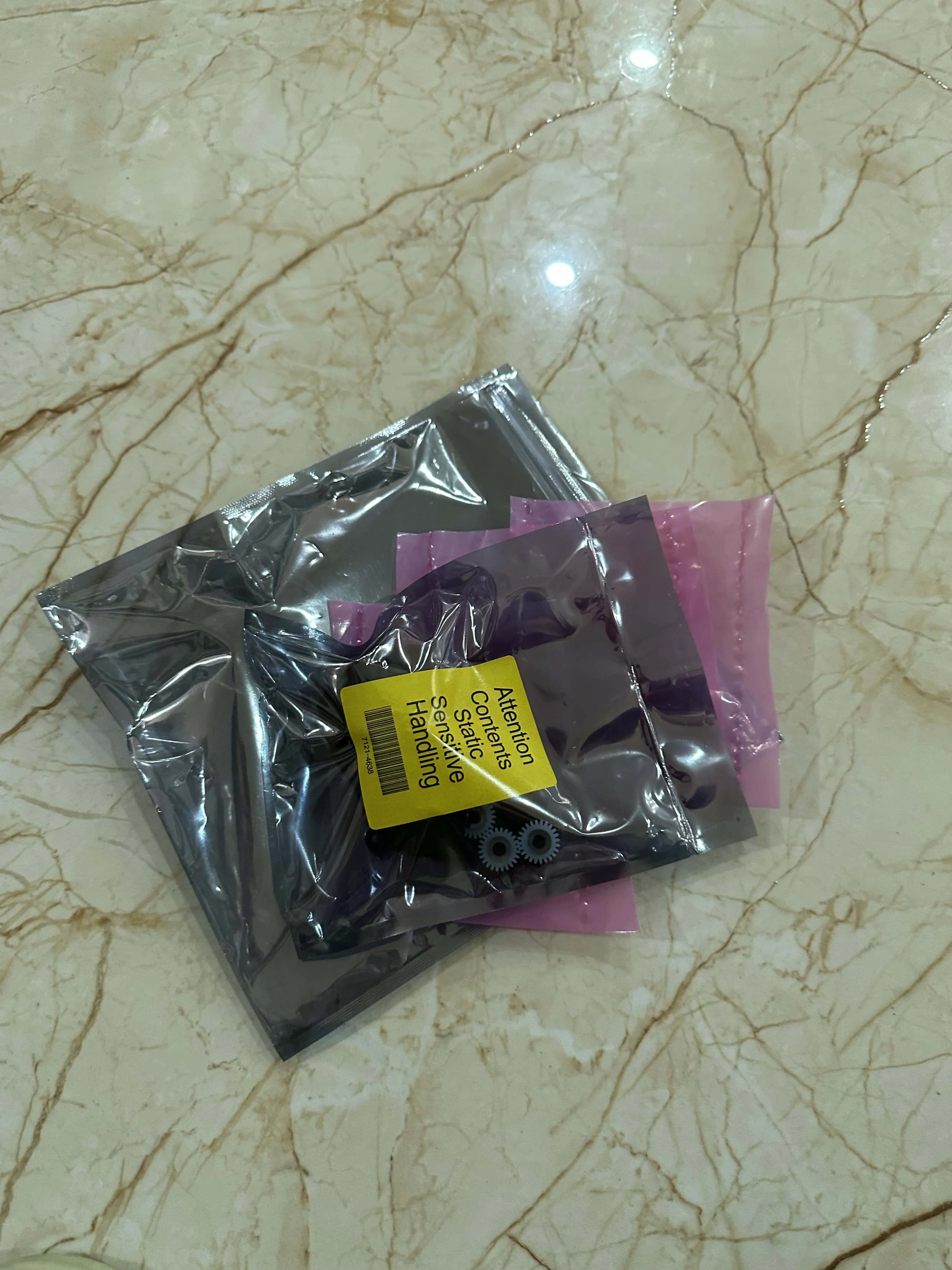 1 шт. Q6718-67017 двигатель звездного колеса для HP Designjet T610 T620 T770 T790 T795 T1100 T1200 T2300 Z2100 Z3100 Z5200 Z5400 Q5669-60697
1 шт. Q6718-67017 двигатель звездного колеса для HP Designjet T610 T620 T770 T790 T795 T1100 T1200 T2300 Z2100 Z3100 Z5200 Z5400 Q5669-60697