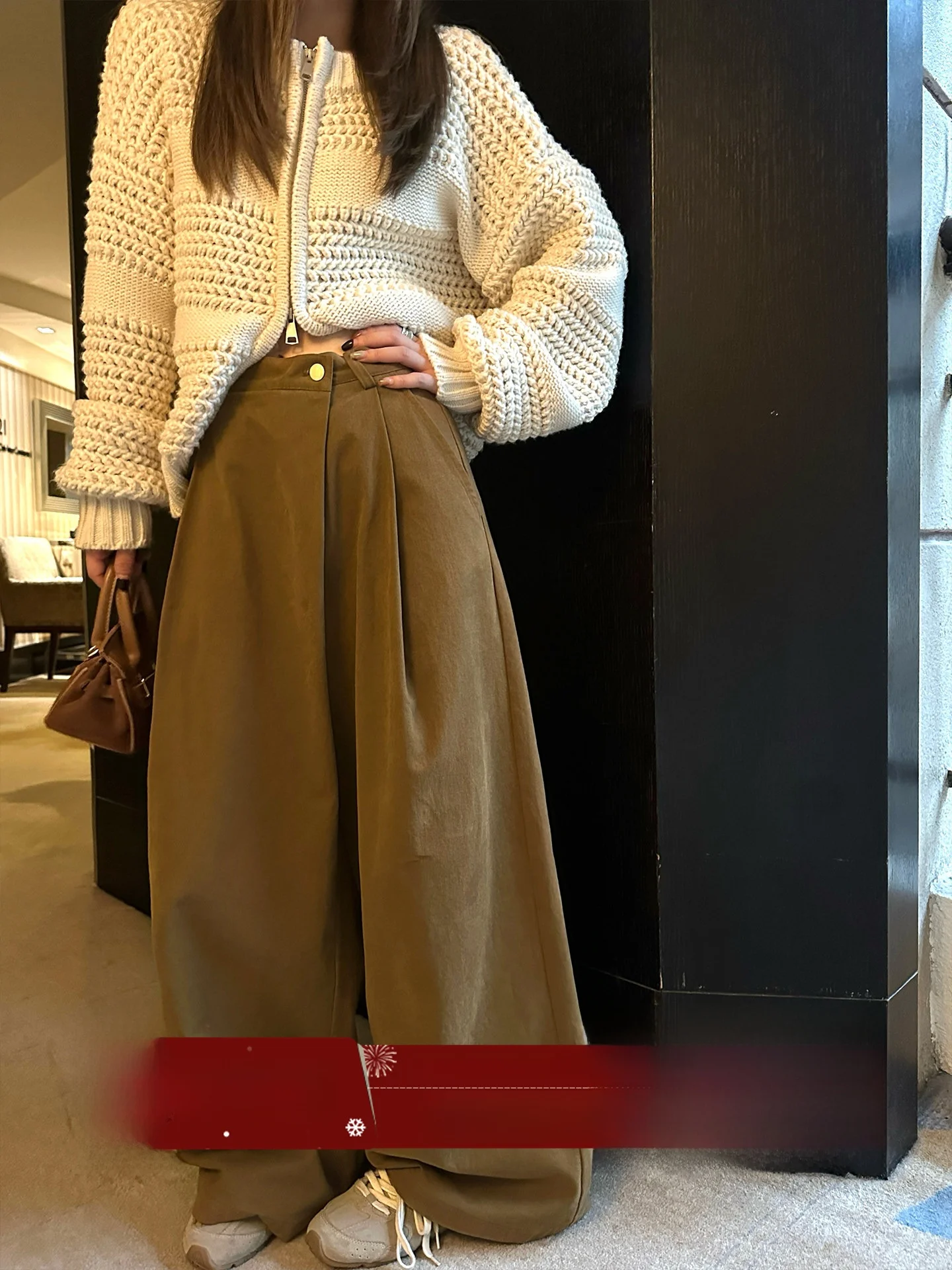 MLS Relaxed Fit Trousers Women's Autumn New Loose Floor-Length Wide Leg Casual Pants Design Sense Pleated l Waist
MLS Relaxed Fit Trousers Women's Autumn New Loose Floor-Length Wide Leg Casual Pants Design Sense Pleated l Waist