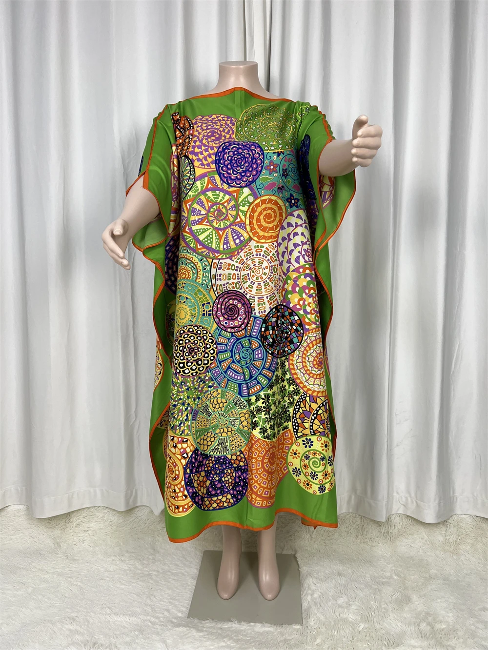 2024 African Loose Scarf Print Arabian Saudi Silk Maxi Dress Summer Short Sleeve Swimwea Beach Bohemian Robe Kaftan Kimono c9
2024 African Loose Scarf Print Arabian Saudi Silk Maxi Dress Summer Short Sleeve Swimwea Beach Bohemian Robe Kaftan Kimono c9