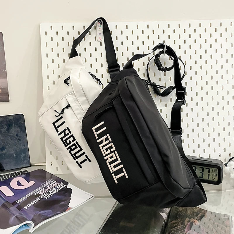 2025 Summer New Fashion Letter Print Crossbody Bag Unisex Trendy Large Capacity Chest Bag Personalized Easiest for Match Shoulder Bag
2025 Summer New Fashion Letter Print Crossbody Bag Unisex Trendy Large Capacity Chest Bag Personalized Easiest for Match Shoulder Bag