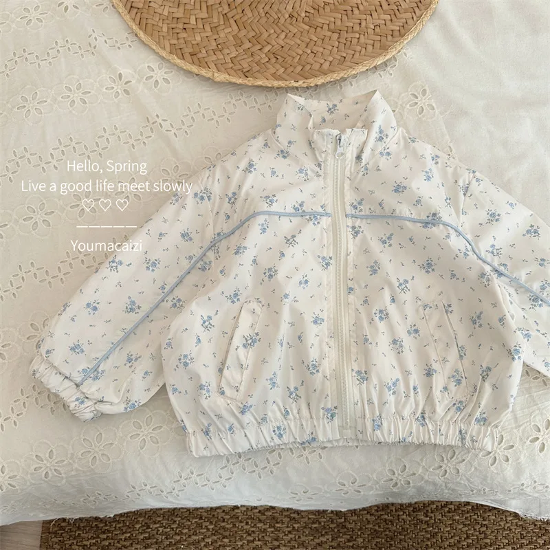 2026 Spring New Children Korean Floral Jacket Girls and Babies Patchwork Zipper Cardigan Long Sleeved Top
2026 Spring New Children Korean Floral Jacket Girls and Babies Patchwork Zipper Cardigan Long Sleeved Top