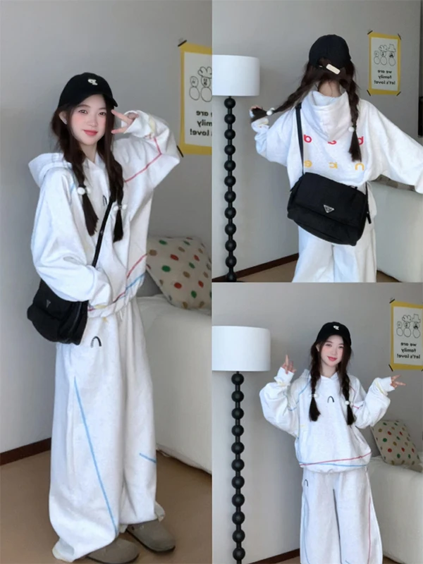 Cute Sporty Student Set Lazy Style Ultra Popular Anti-Aging Hoodie Sweatpants Two-Piece Set Polyester Long Sleeve Regular Fit
Cute Sporty Student Set Lazy Style Ultra Popular Anti-Aging Hoodie Sweatpants Two-Piece Set Polyester Long Sleeve Regular Fit