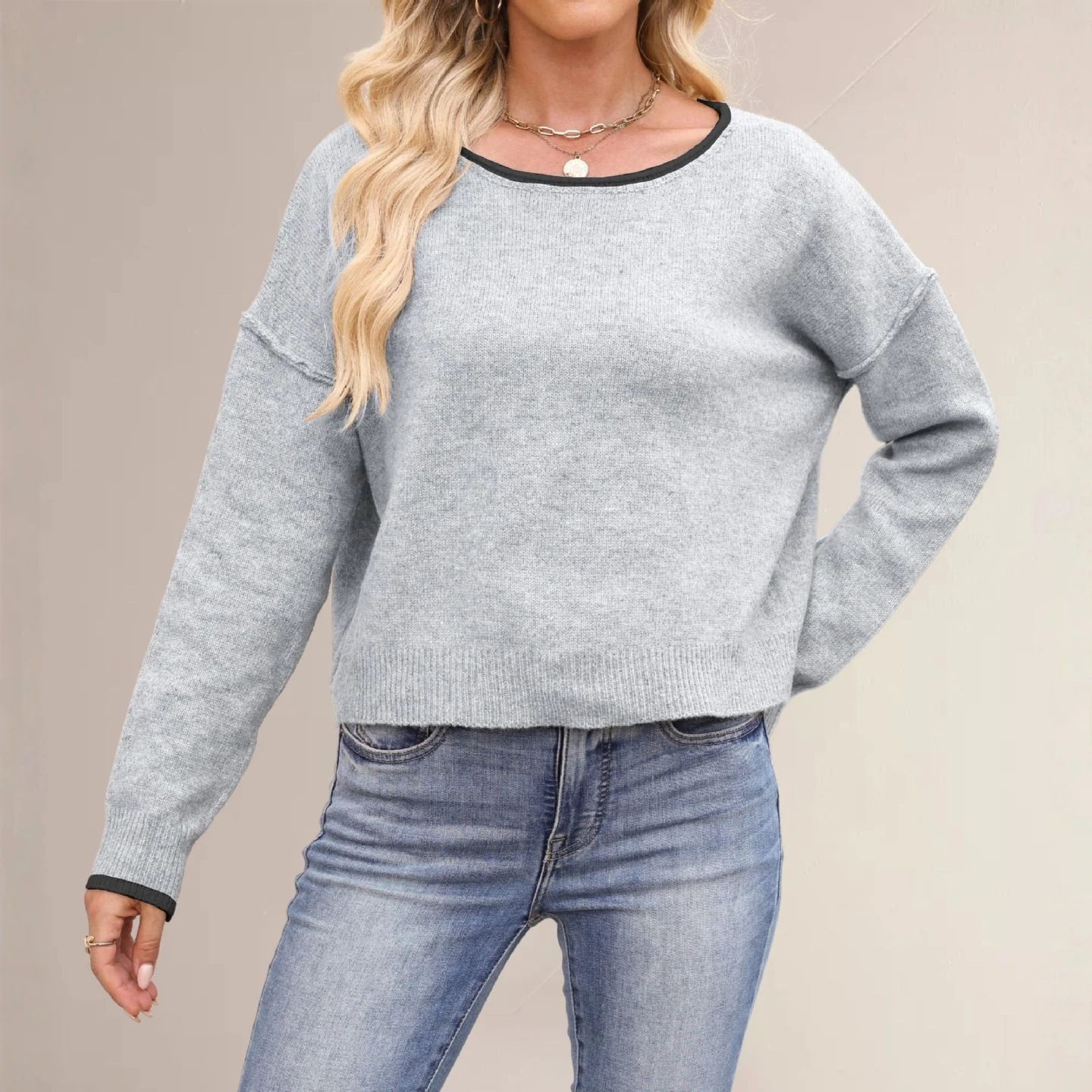 Пуловер, свитер, осень-зима, с круглым вырезом, цветными блоками, вязаный, свободный, универсальный, с длинными рукавами, европейско-американская женская одежда
Пуловер, свитер, осень-зима, с круглым вырезом, цветными блоками, вязаный, свободный, универсальный, с длинными рукавами, европейско-американская женская одежда