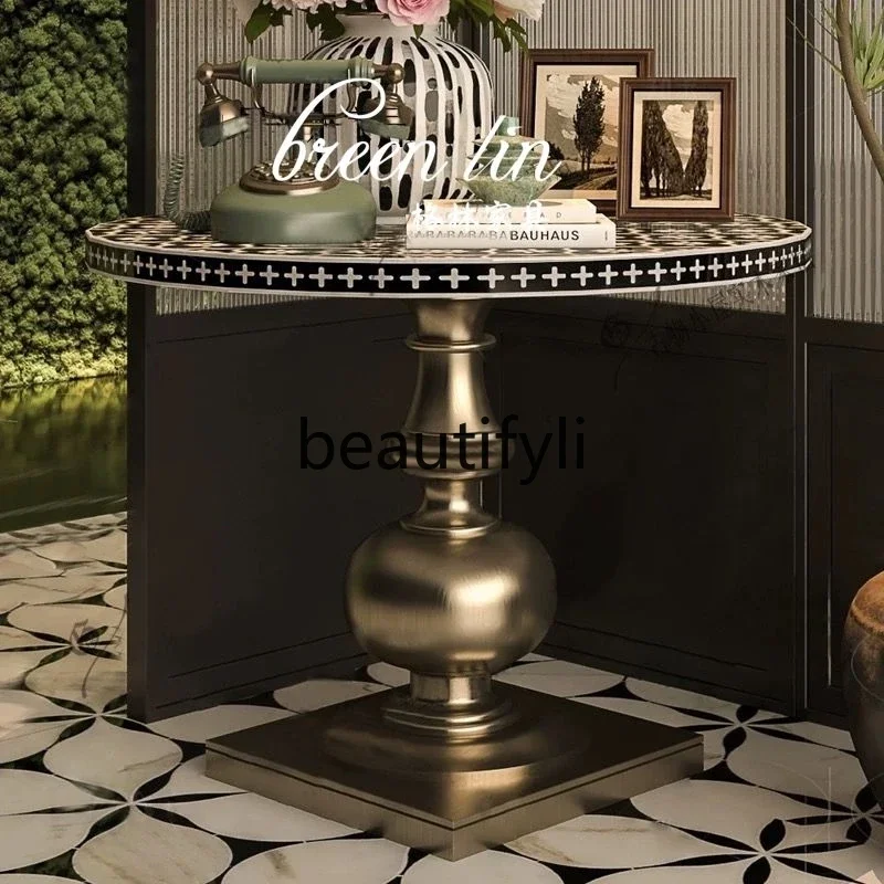 A16 retro solid wood round dining table/medieval household small apartment coffee table/French Roman column hand-painted table
A16 retro solid wood round dining table/medieval household small apartment coffee table/French Roman column hand-painted table